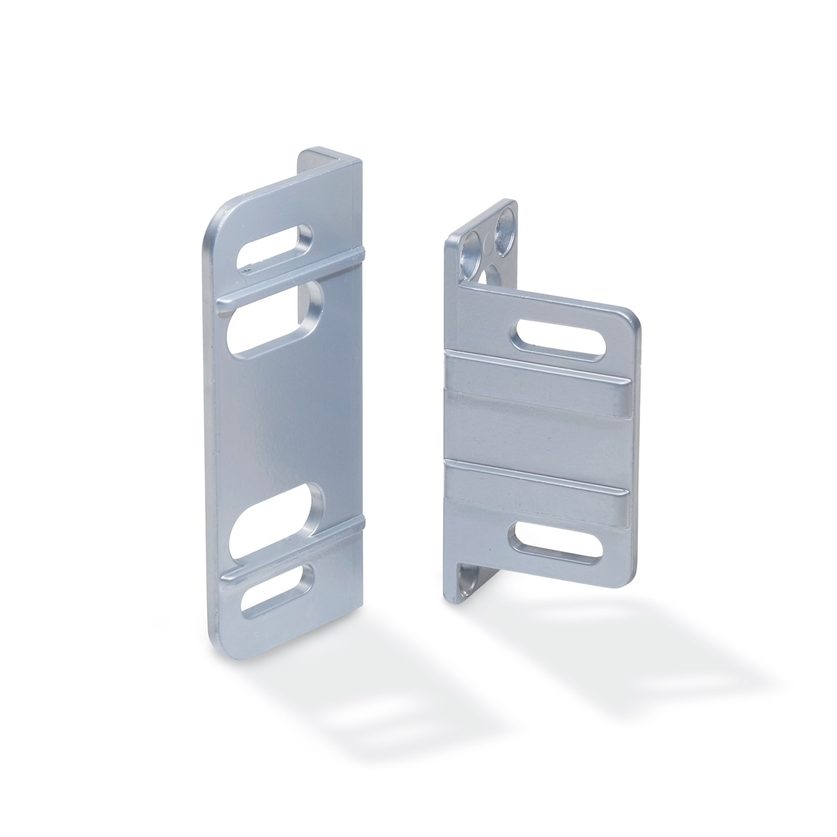 GN139.4-Mounting_Plate__Angled_for_Hinges_with_Safety_Switch_GN139.1_and_GN139.2__Steel__Die_Casted_with_Plastic_Coating.png